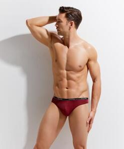 String Second Skin Burgundy